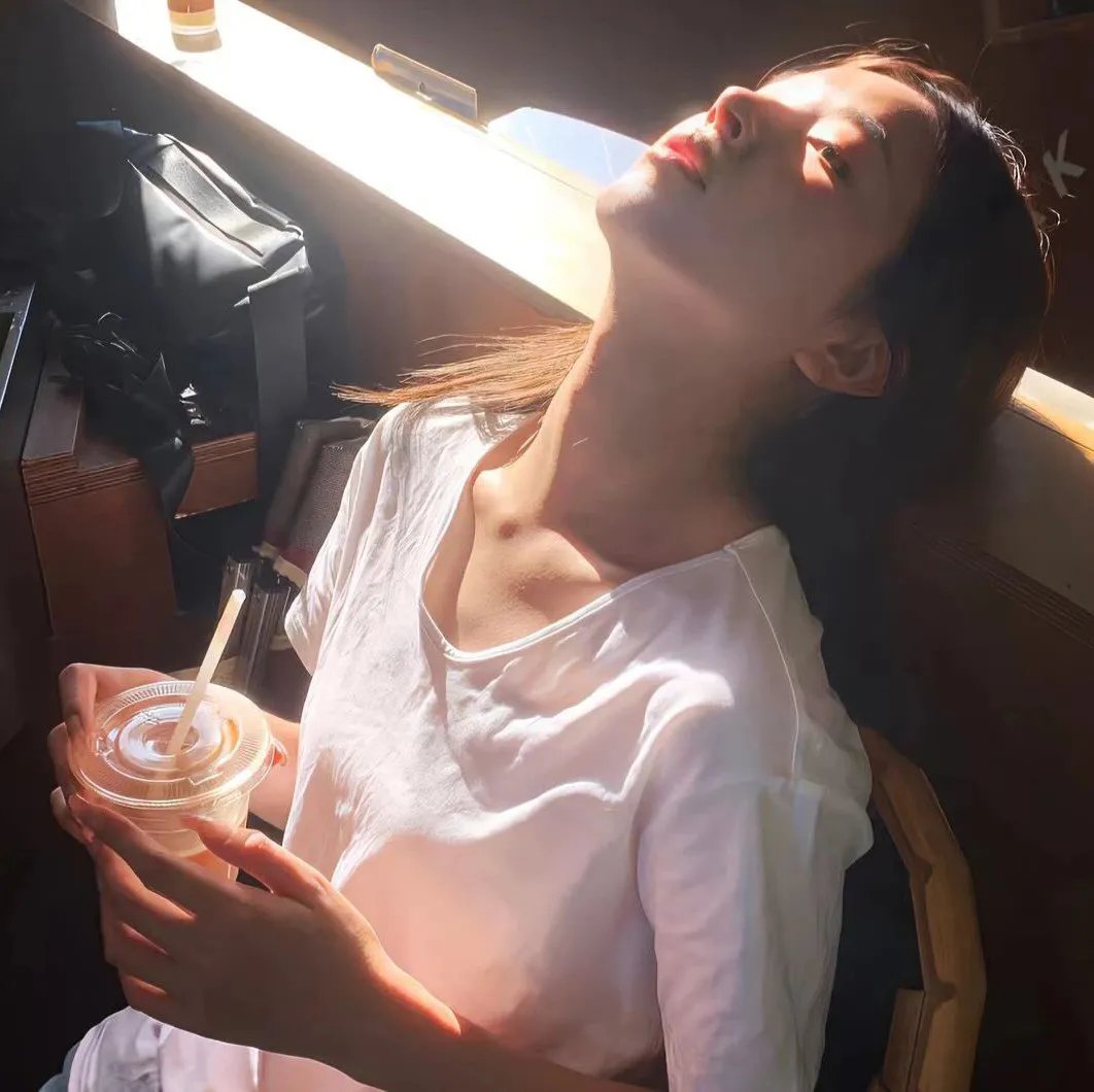 这不是葬礼，这是复活